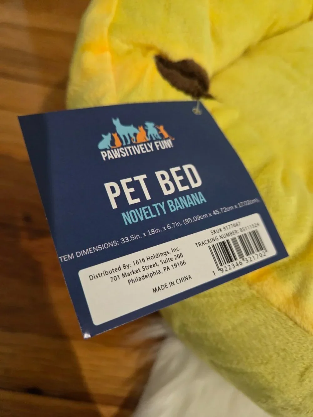 Pawsitively Fun! Banana Pet Bed
